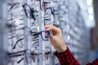 Opticien et lentilles correctrices à Paris : style, confort et expertise réunis